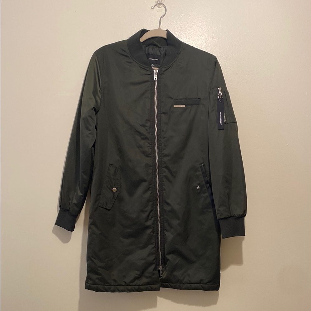 Members Only Dark Green Bomber Jacket. Size M